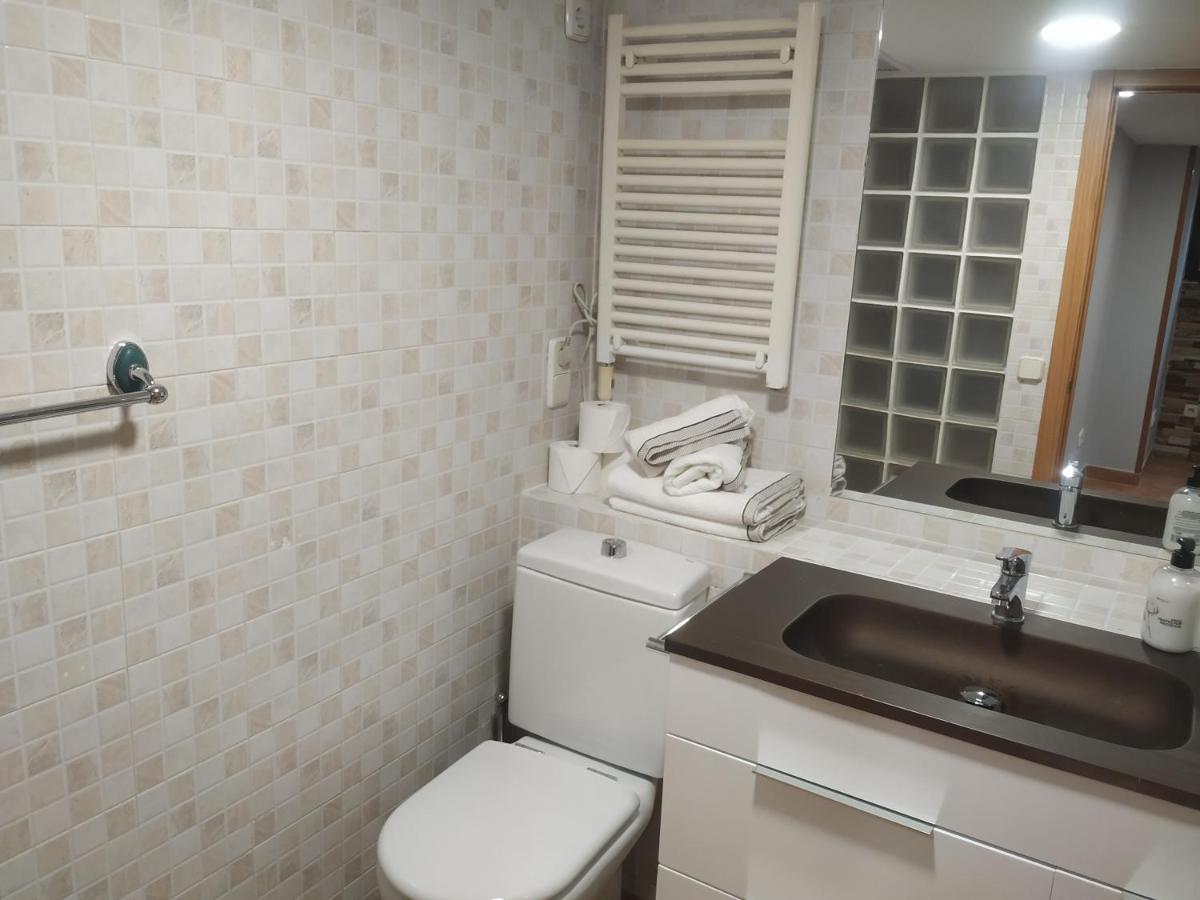 Apartamentos Deluxe Barajas Madrid Bagian luar foto