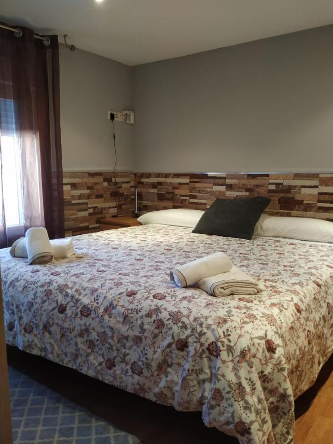 Apartamentos Deluxe Barajas Madrid Bagian luar foto
