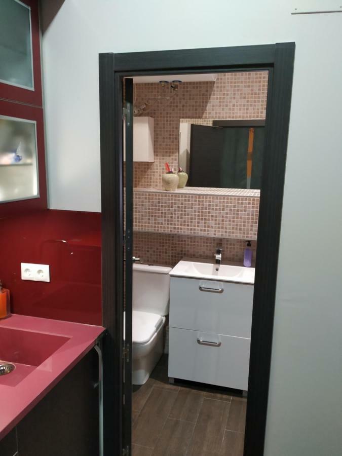 Apartamentos Deluxe Barajas Madrid Bagian luar foto
